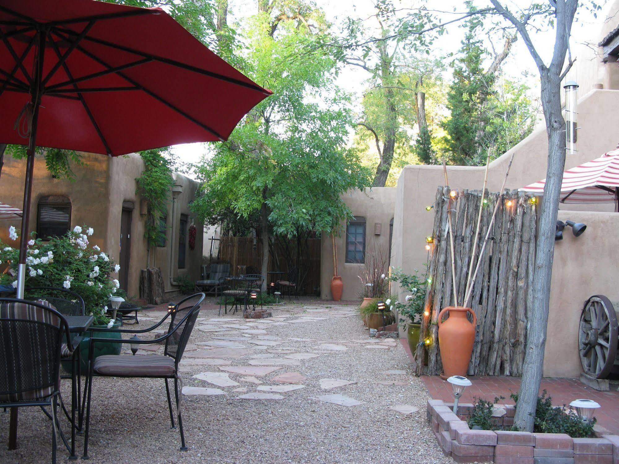 Casa de Tres Lunas/House of Three Moons Santa Fe Bagian luar foto
